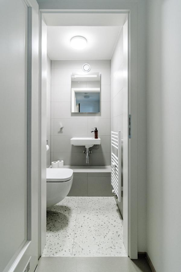 Apartment Brno דירה *